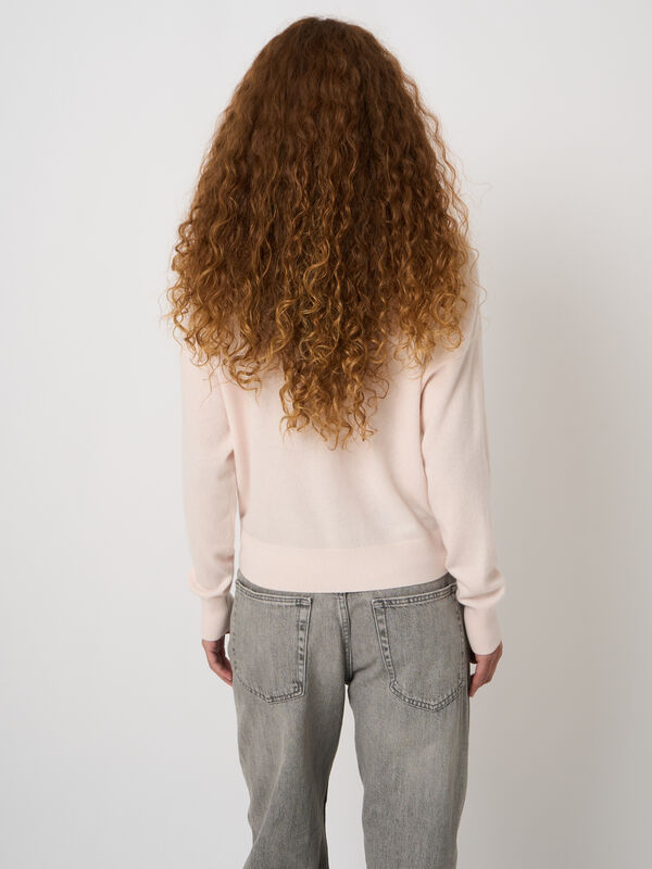 Fijngebreide kasjmier trui &ndash; oversized, ronde hals image number 3