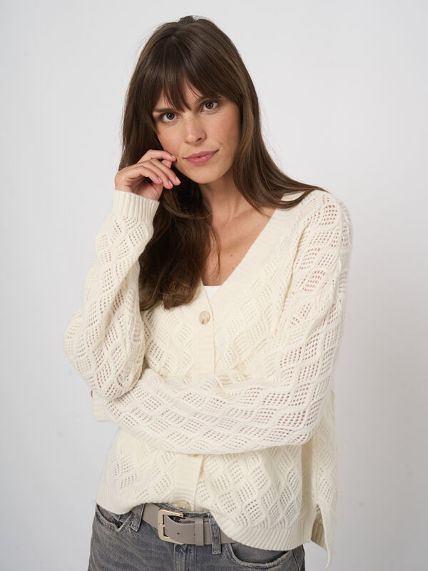 Strukturierte Strickjacke aus Bio-Kaschmir image number 8