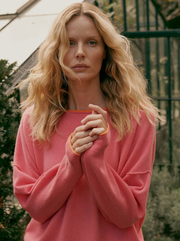 Bio-Kaschmirpullover mit Kontrastbesatz image number 0