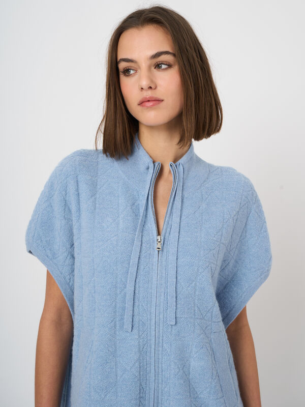 Cashmere zip poncho with spongy knit image number 1