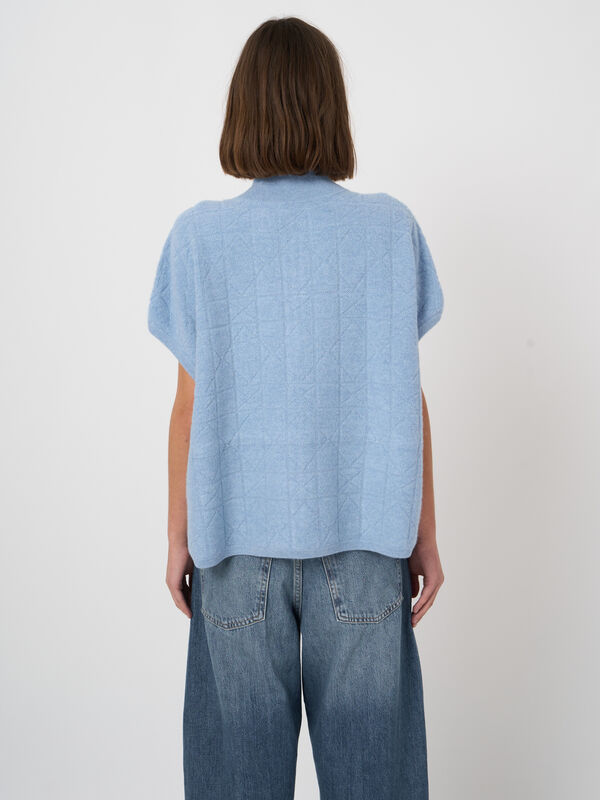Cashmere zip poncho with spongy knit image number 6