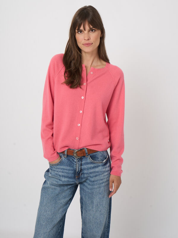 Cashmere raglan cardigan image number 3