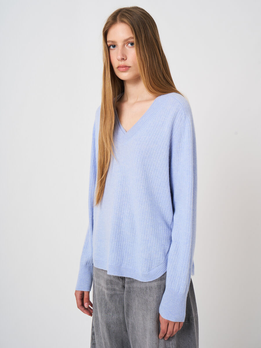 Organic Cashmere V-Neck Sweater with Refined Neckline image number 0