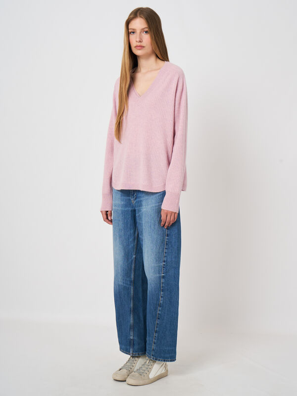 Organic Cashmere V-Neck Sweater with Refined Neckline image number 5