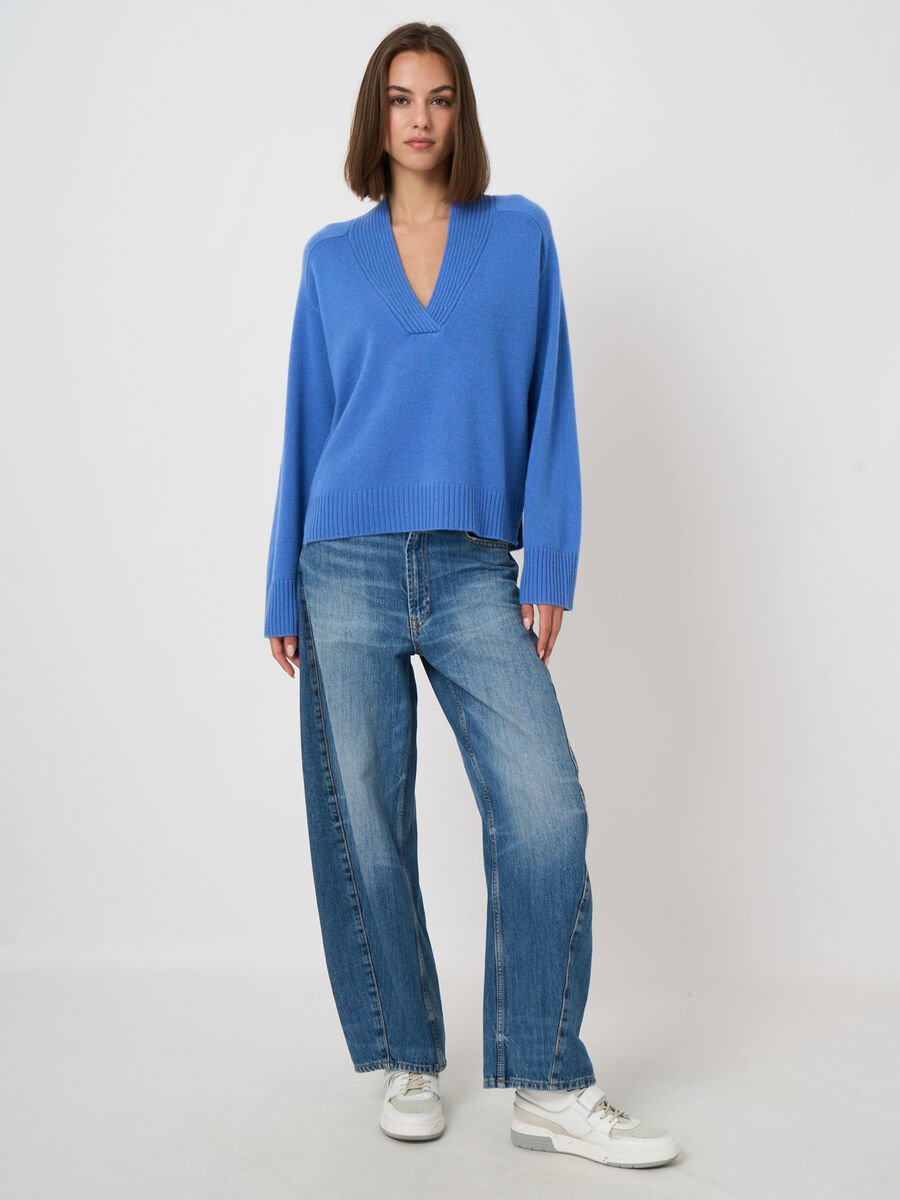 Kaschmirpullover mit V-Ausschnitt und Rippblende image number 4