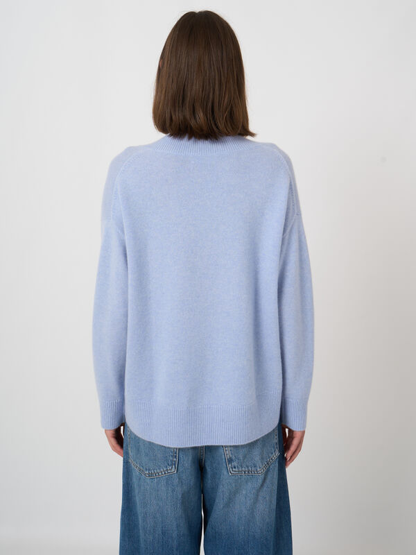 Cashmere V-Neck Sweater with Longer Back Hem image number 4
