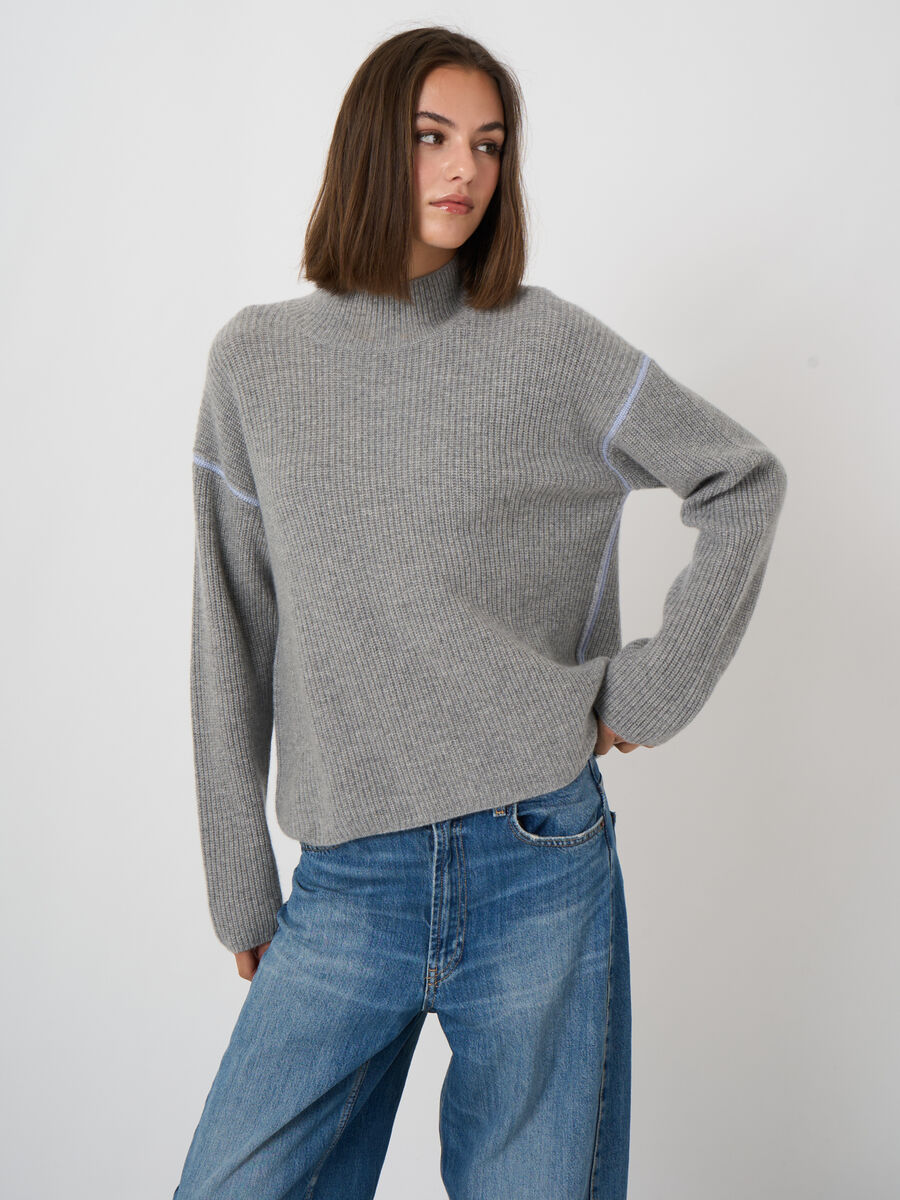 Mittelschwerer Kaschmirpullover im Rippenstrick image number 3