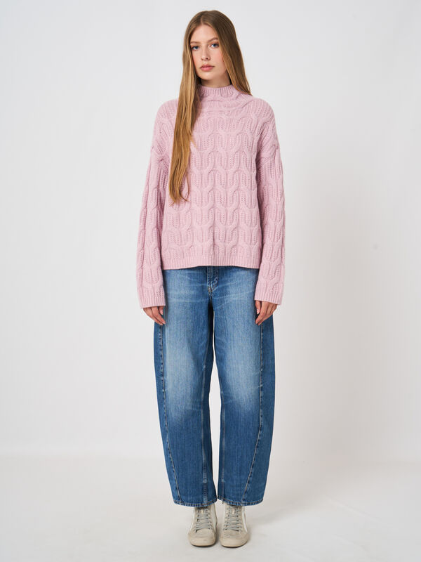 Premium-Kaschmirpullover mit Zopfmuster und Stehkragen image number 3