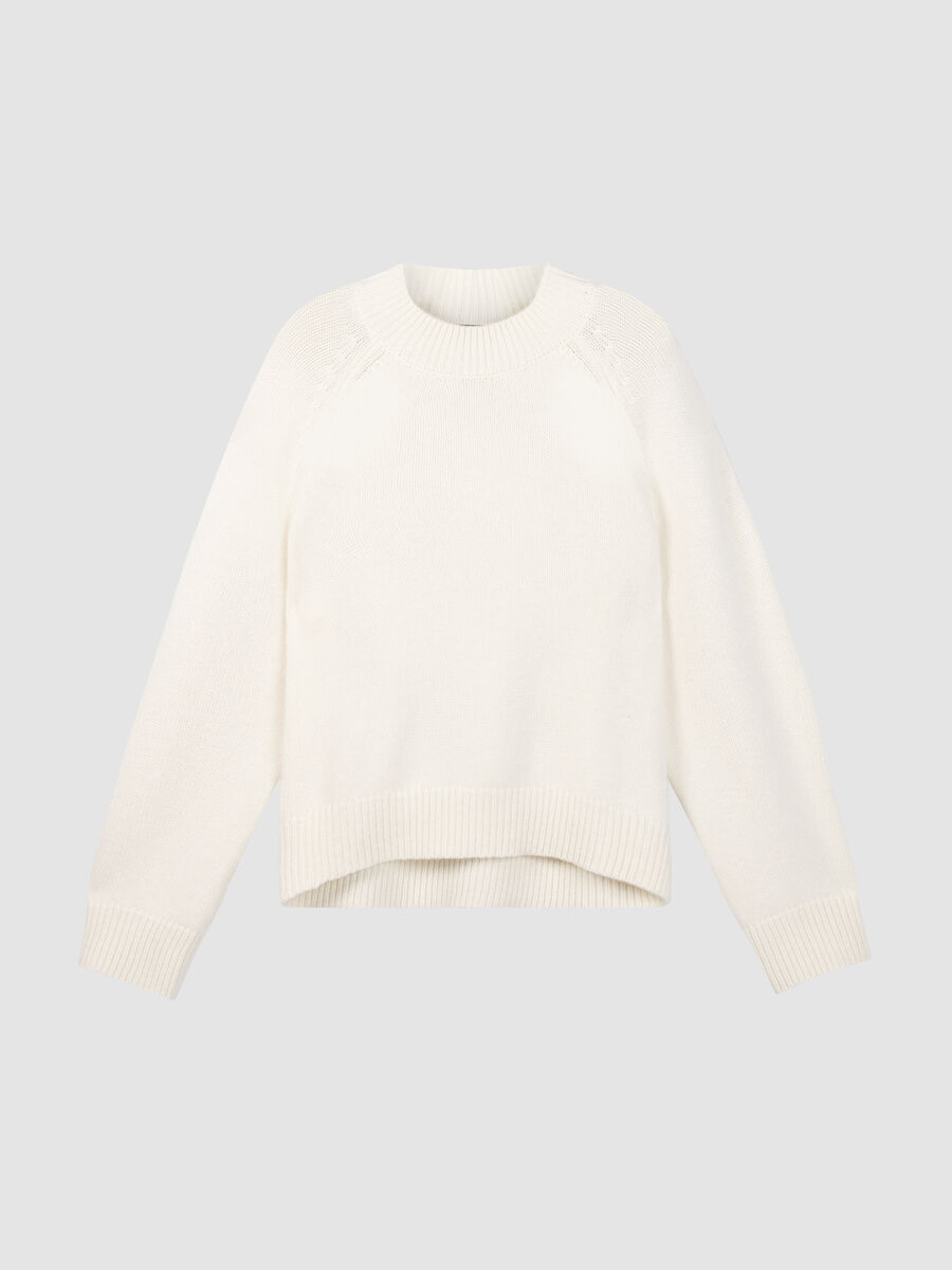 Chunky Cashmere Sweater with Asymmetric Hem image number 1