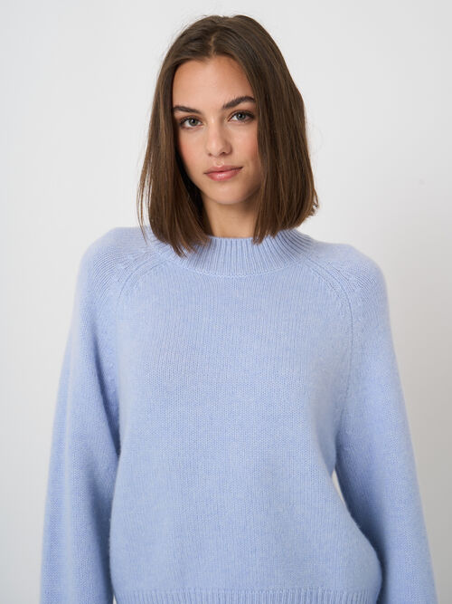 Chunky Cashmere Sweater with Asymmetric Hem