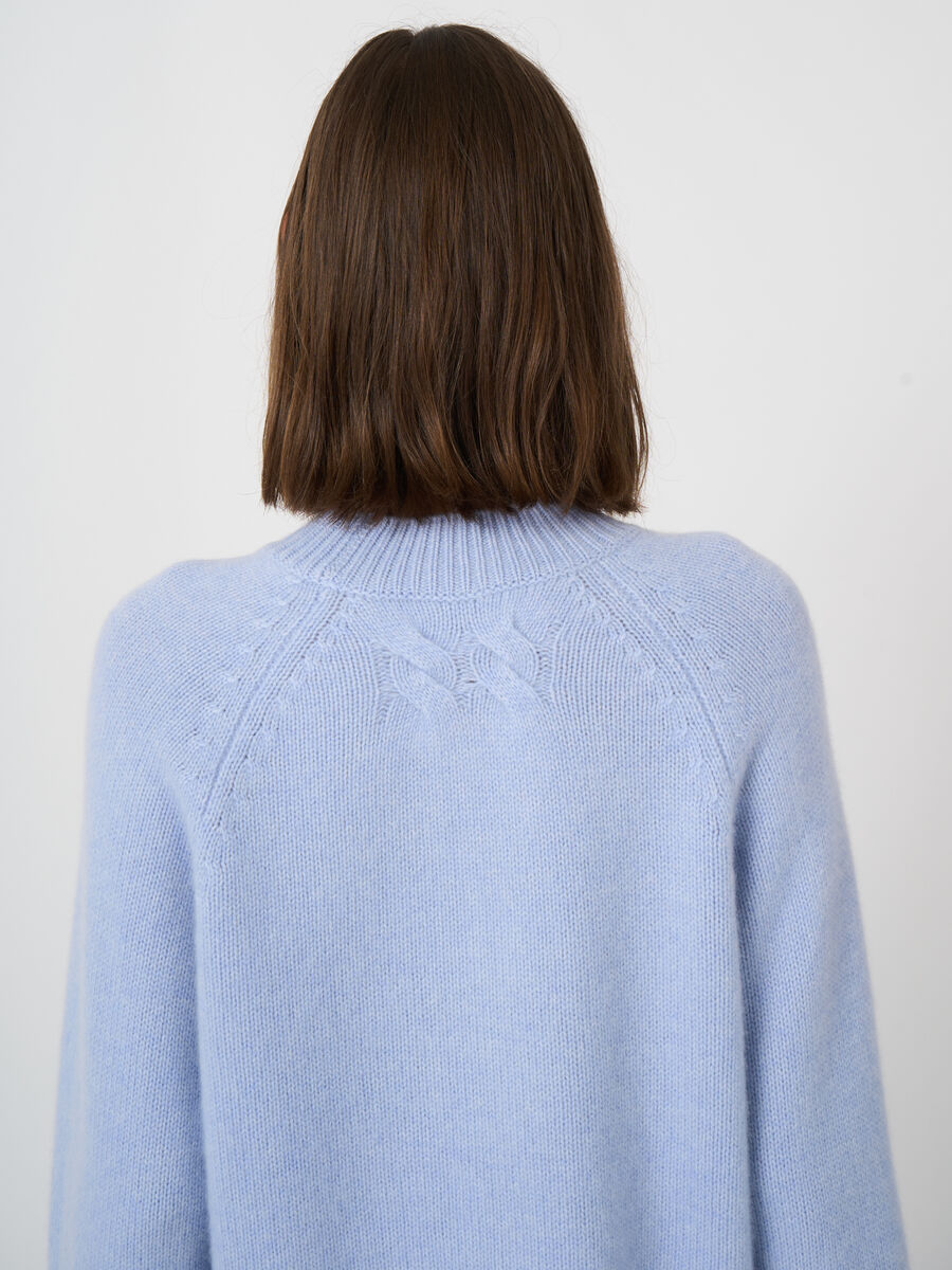 Chunky Cashmere Sweater with Asymmetric Hem image number 2