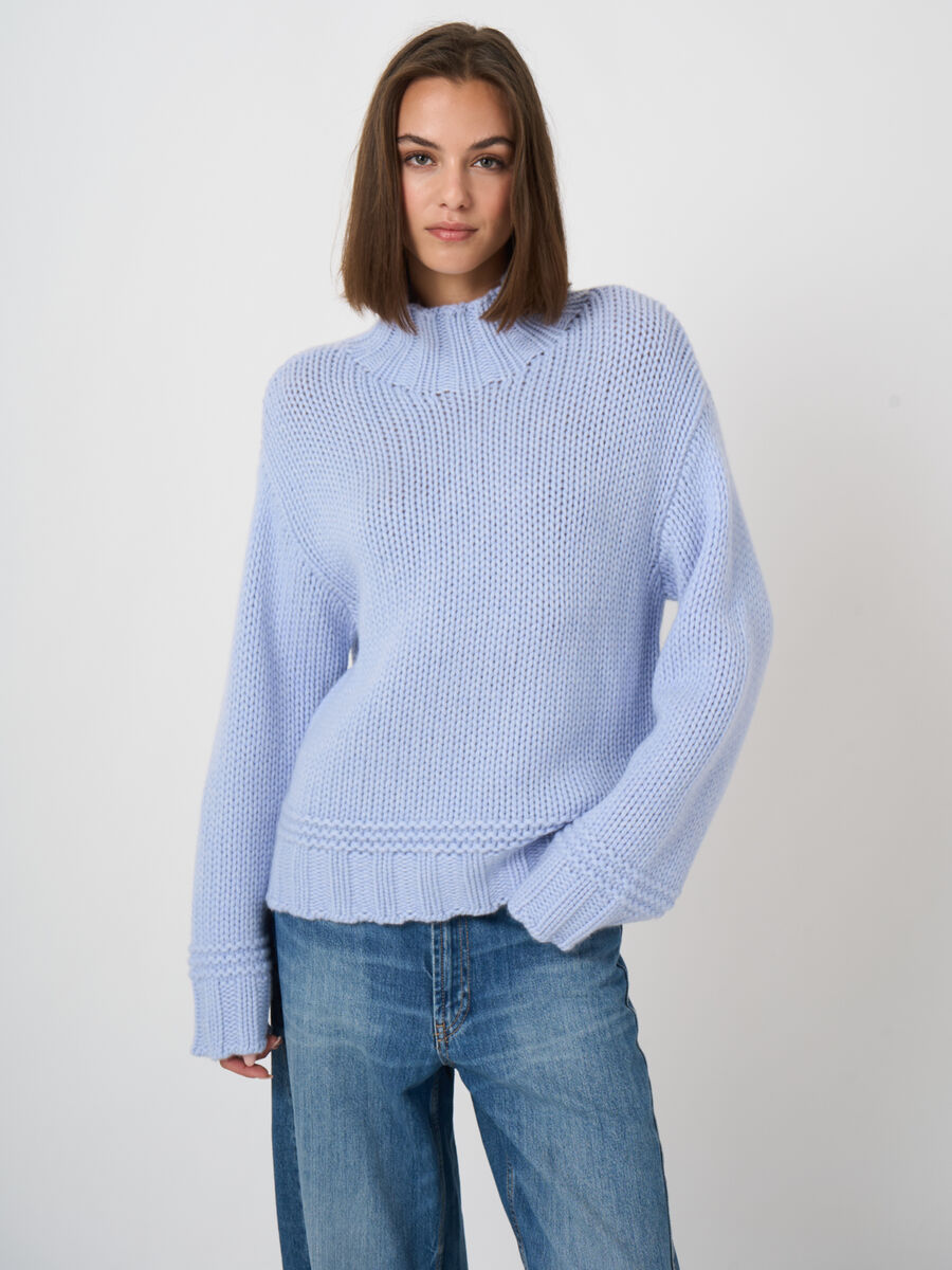Chunky Cashmere Stand-Collar Sweater image number 2