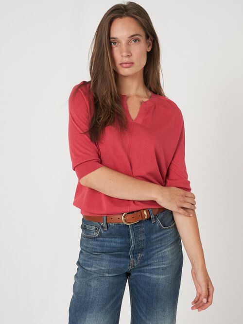 Trui van cashmere zijde met halve mouw en hals met splitje