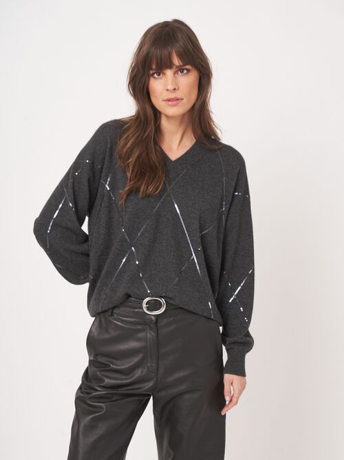 V-neck sweater with subtle sparkle