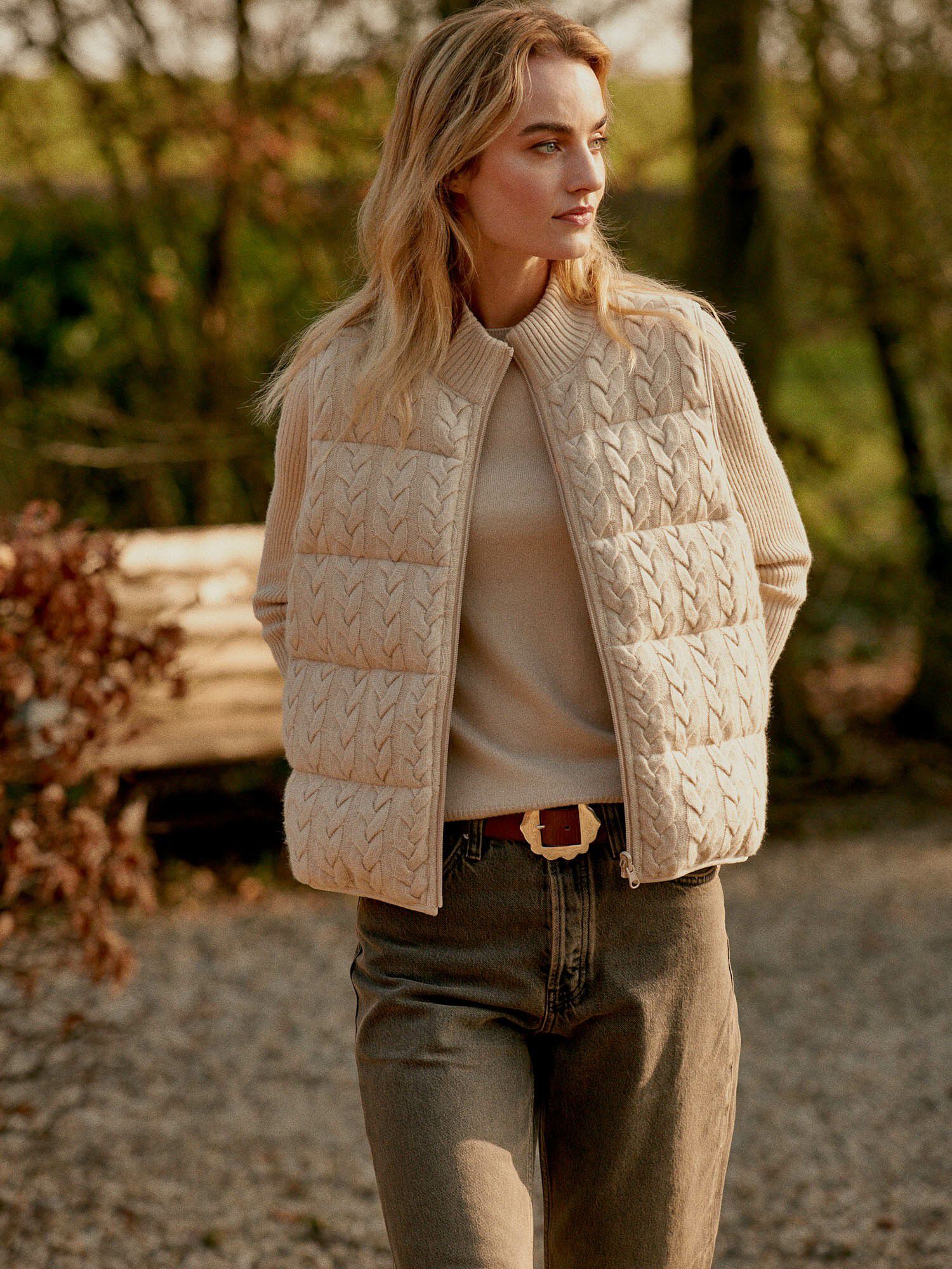 Hella / ヘラ SLAB KNIT COCOON VEST camel Hella / ヘラ SLAB KNIT COCOON VEST camel Hella / ヘラ SLAB KNIT