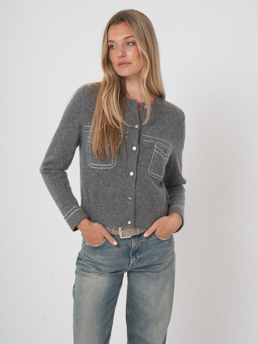 Stijlvol kasjmier vest met contrastdetails image number 1