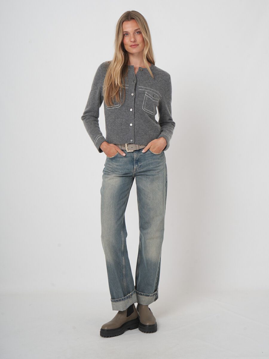 Stijlvol kasjmier vest met contrastdetails image number 4