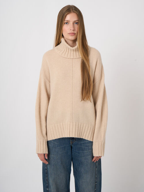 Oversized-Kaschmir-Wollpullover mit Boucl&eacute;-Struktur