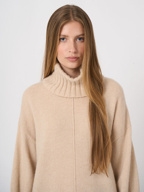 Oversized Cashmere-Wool Boucl&eacute; Turtleneck Sweater