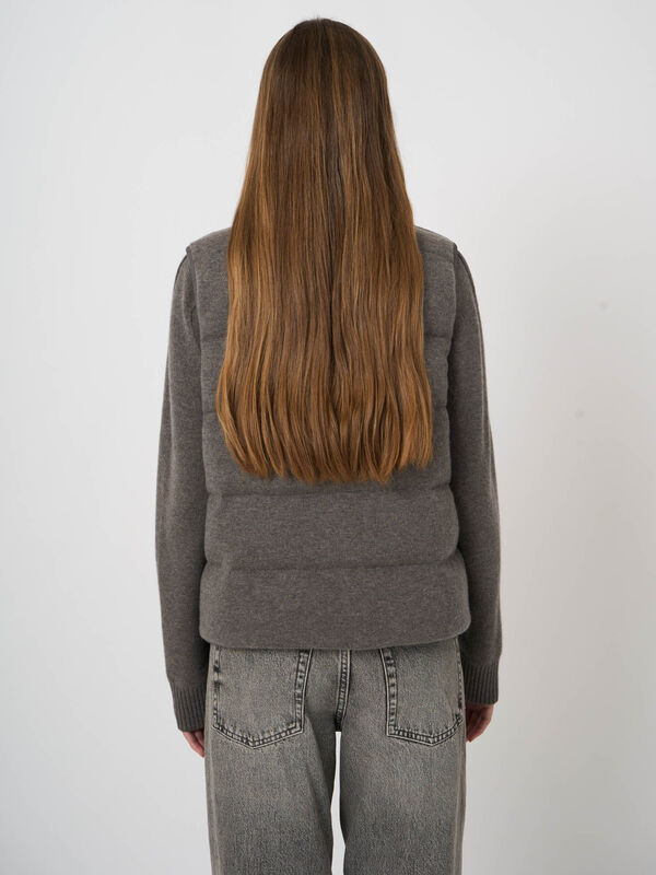 Keerbaar kasjmier-wol donsgilet image number 8