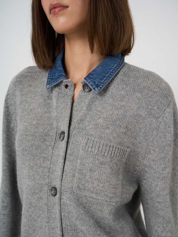 Cashmere-Wool Cardigan with Denim Collar image number 2