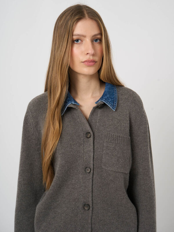 Cardigan en cachemire et laine &agrave; col denim image number 5