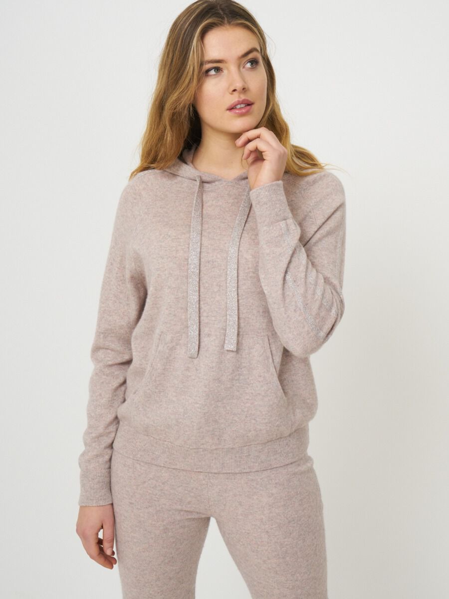 Knitted hoodie in cashmere wool blend image number 0