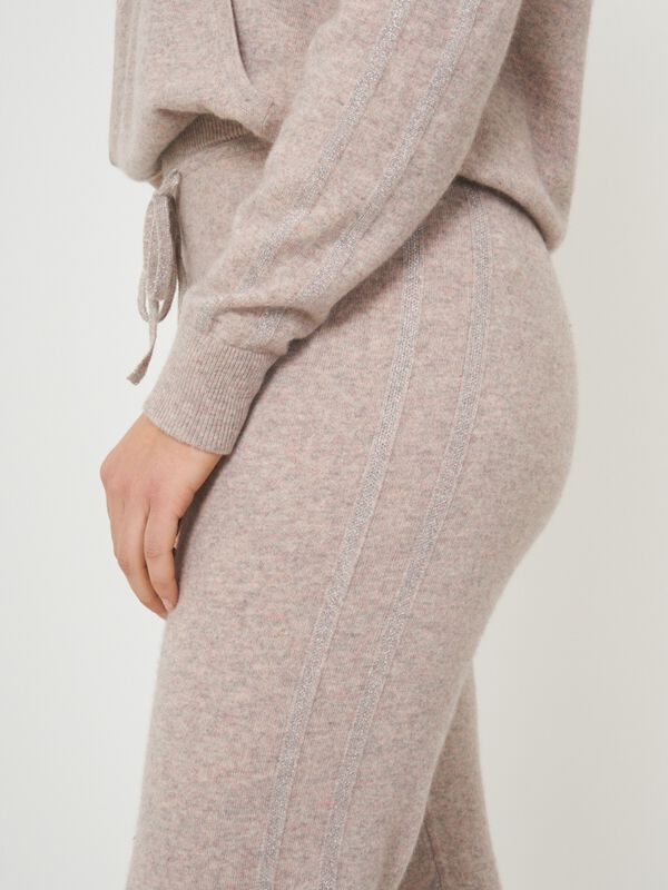 Pantalon de jogging en maille en cachemire mélangé image number 2