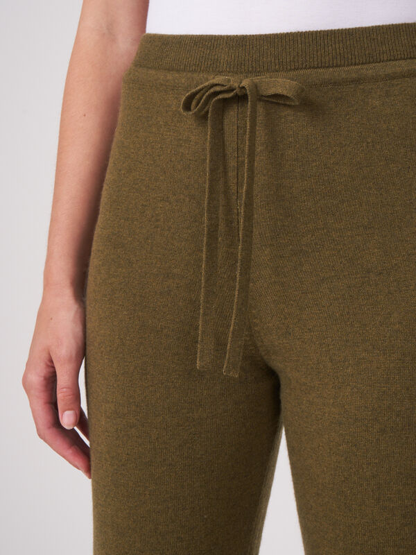 Pantalon de jogging en cachemire mélangé image number 2