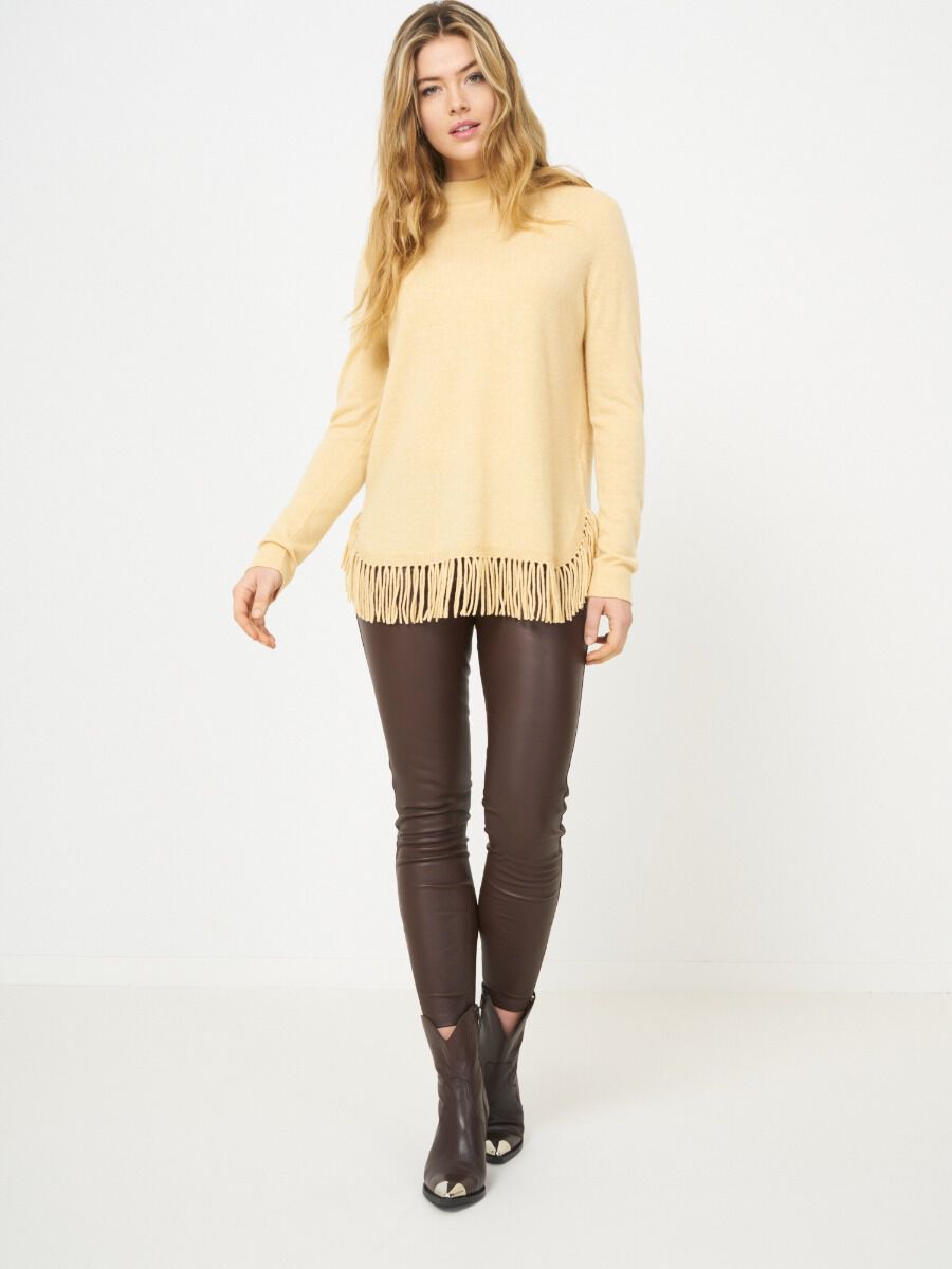 Strickpulli mit rundem Fransensaum image number 3