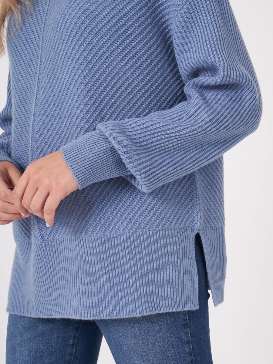 Oversized Pullover aus diagonalem Rippenstrick image number 2