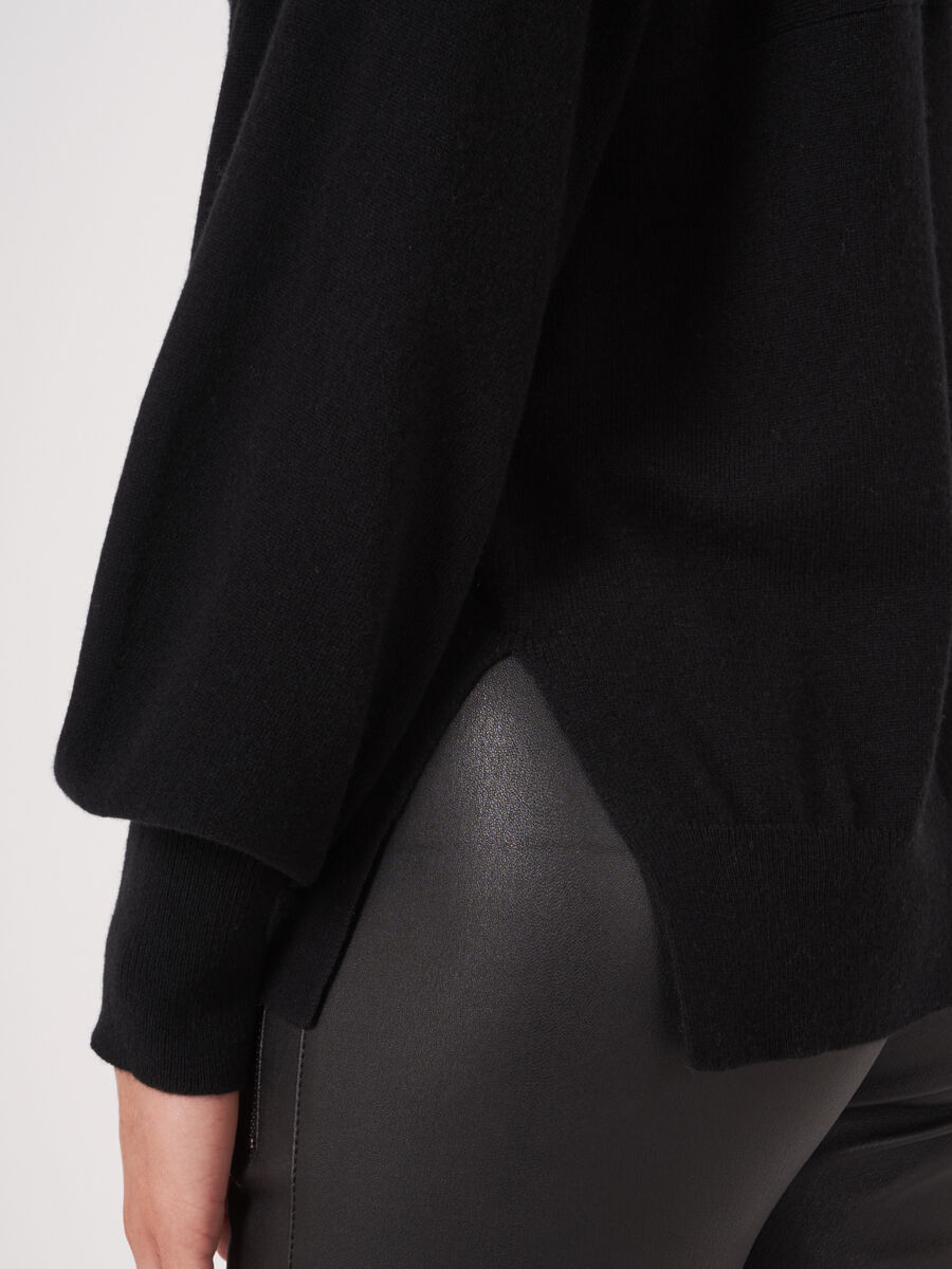 Trui met wijde geribde rolkraag en pofmouwen image number 3