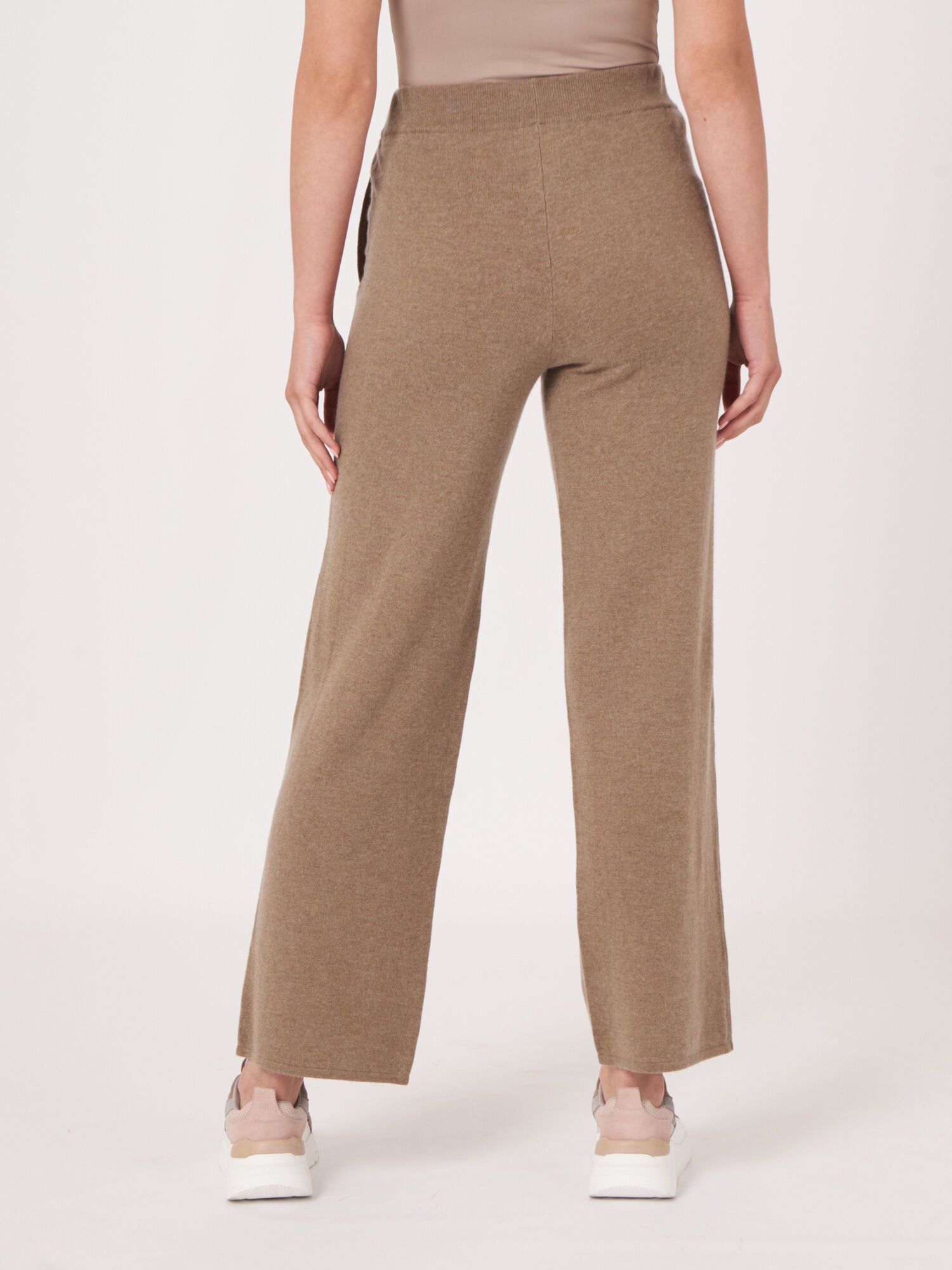 Wide leg knitted pants