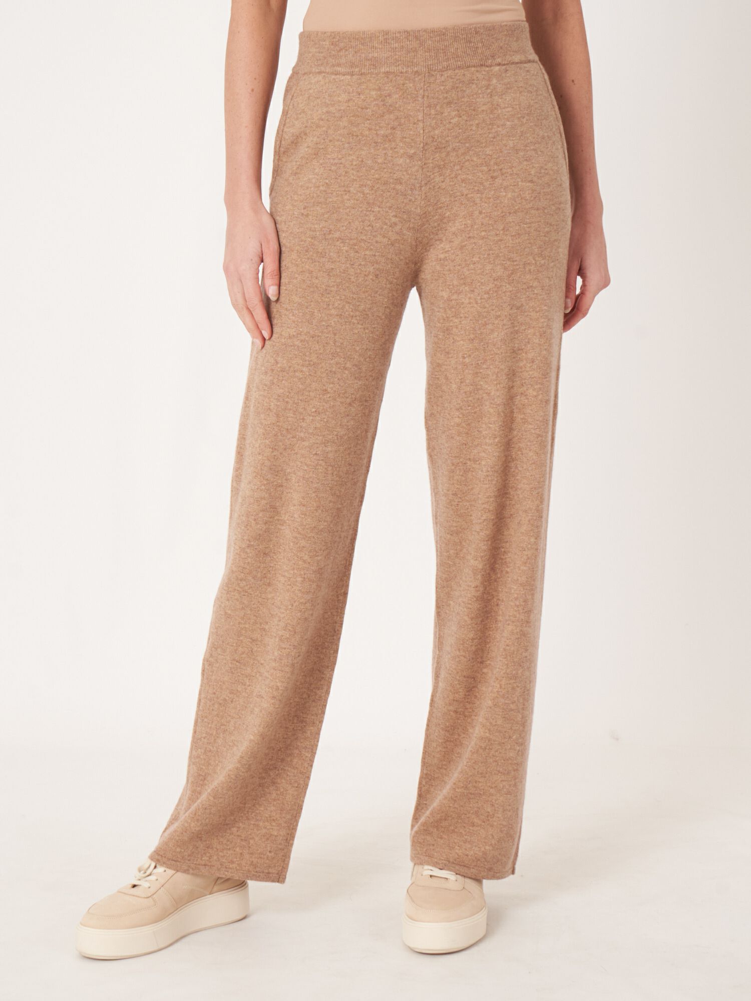 Burberry Wool Cashmere Tweed Tailored Trousers With Belt Detail, Brand Size  8 (US Size 6) - Walmart.com