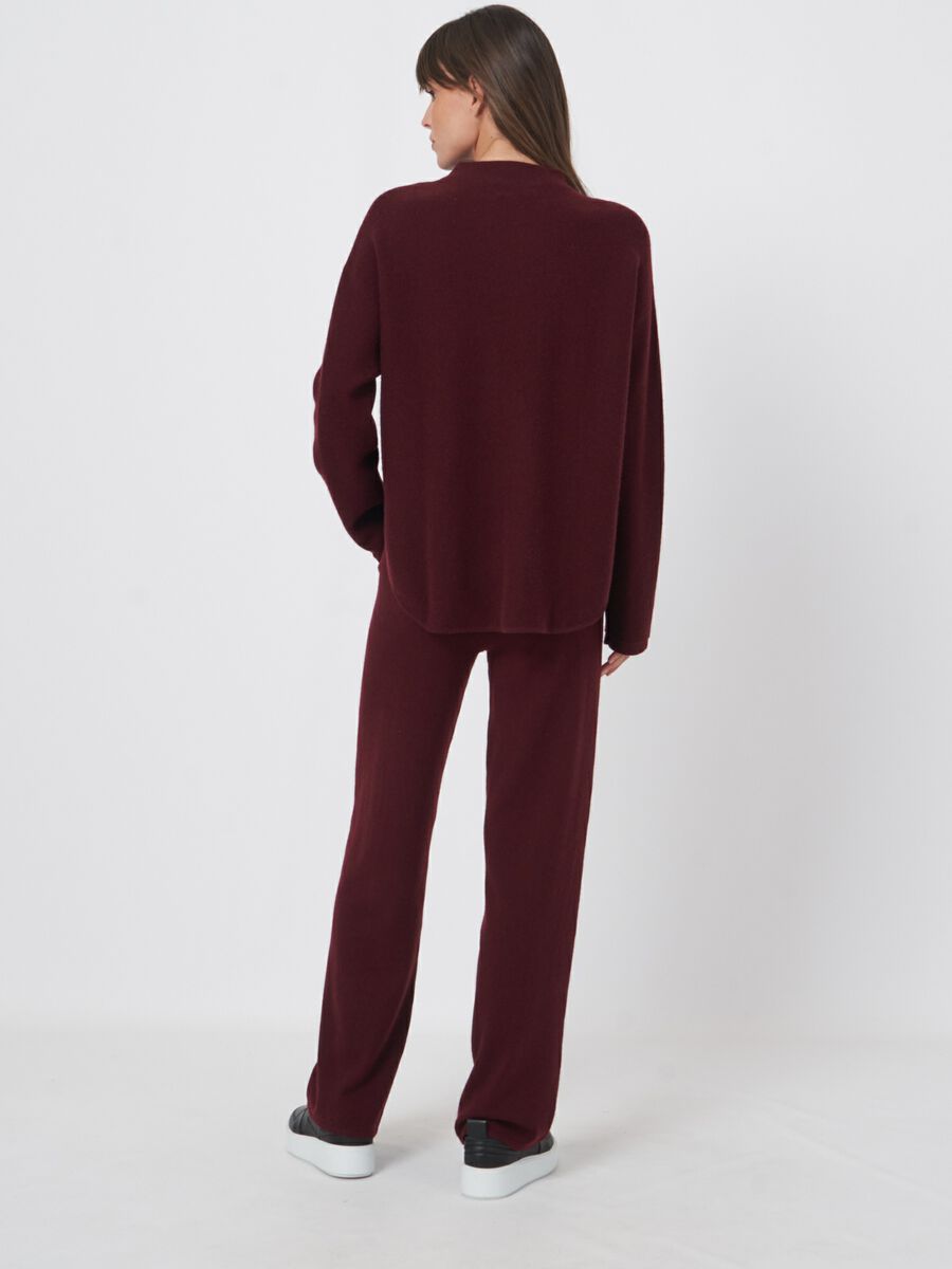 Wide leg knitted pants image number 13