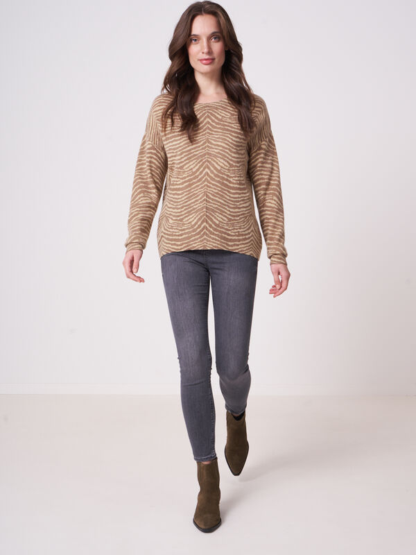 Round neck sweater with zebra print image number 3