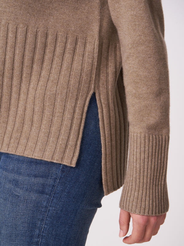 Pull à col roulé et larges côtes image number 39