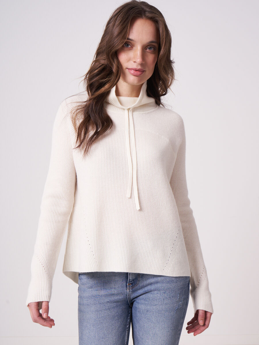 A-line knitted pullover with stand-up collar image number 0