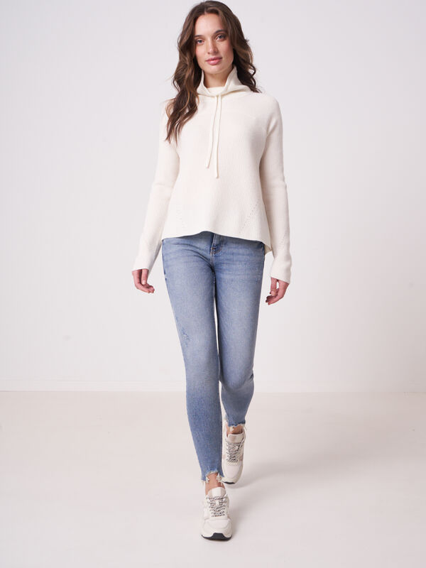 A-lijn gebreide trui met opstaande kraag image number 4