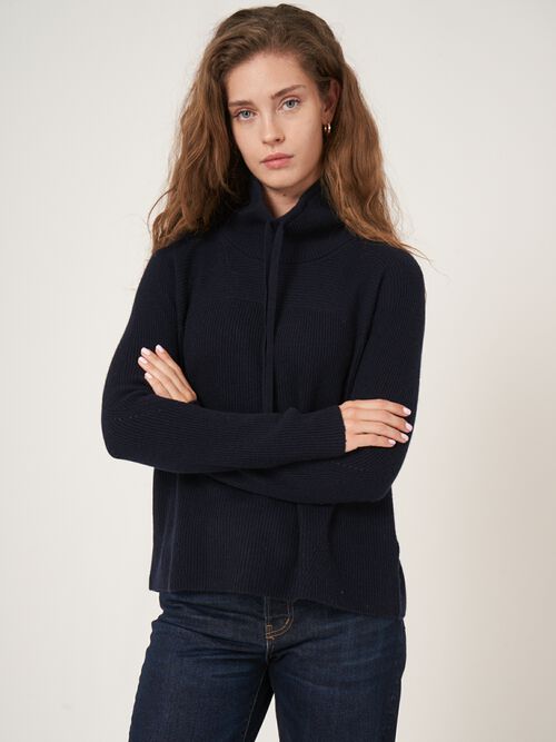 A-lijn gebreide trui met opstaande kraag