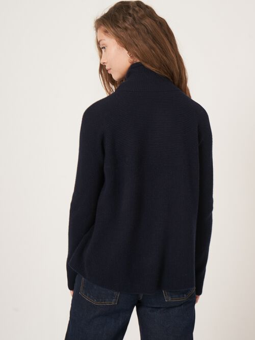 A-lijn gebreide trui met opstaande kraag