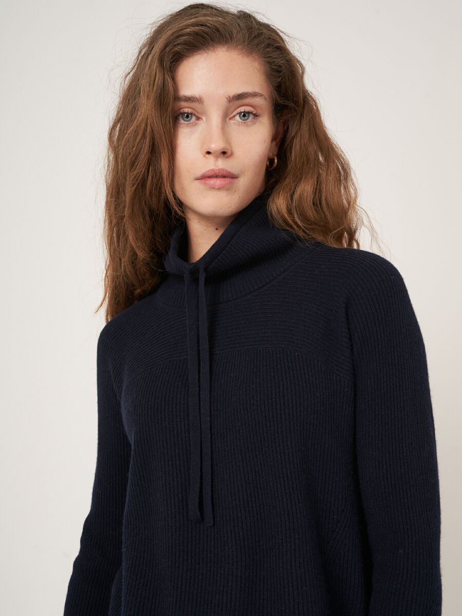 A-lijn gebreide trui met opstaande kraag image number 2