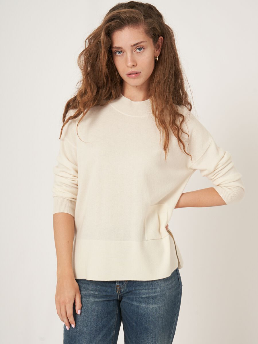 Fine knit sweater with front pocket image number 0