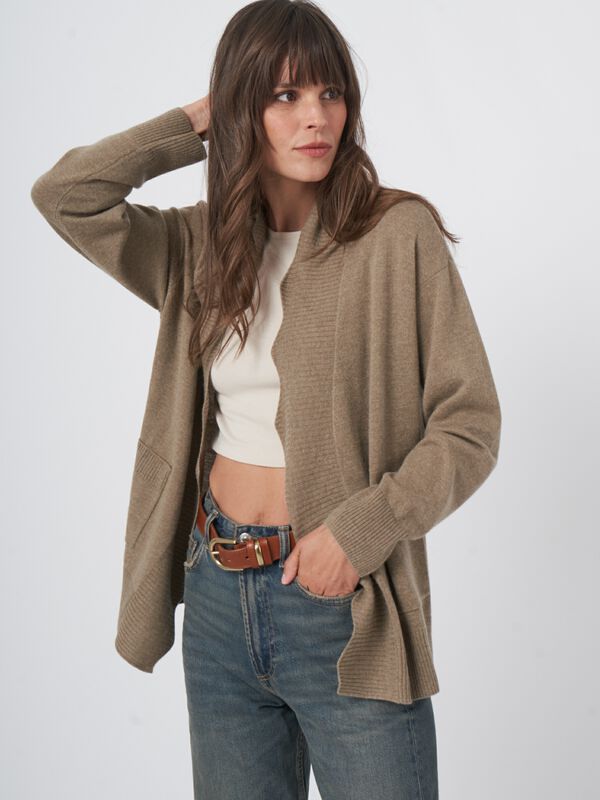 Offene Strickjacke mit geripptem gewellten Schalkragen image number 2