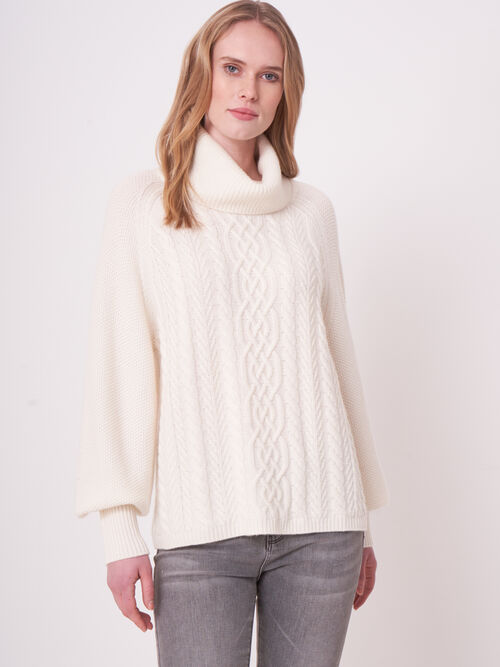 Grof gebreide kabel-trui met rolkraag en pofmouwen
