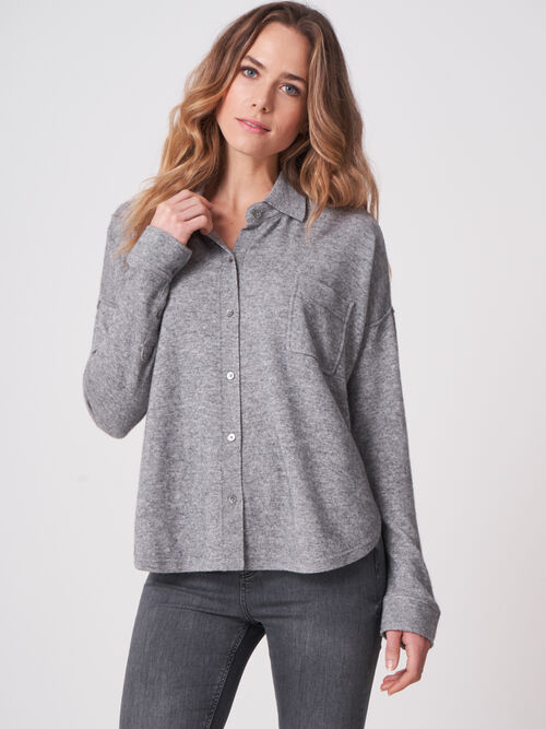 Fijngebreide blouse met overhemdkraag