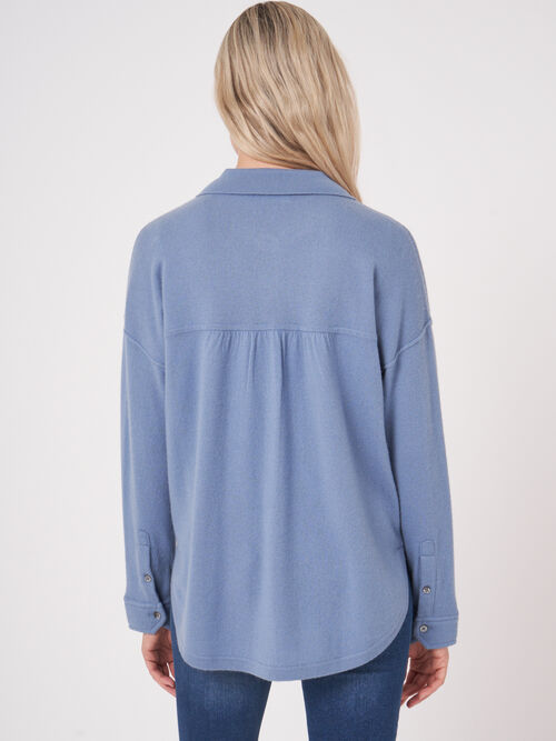 Fijngebreide blouse met overhemdkraag