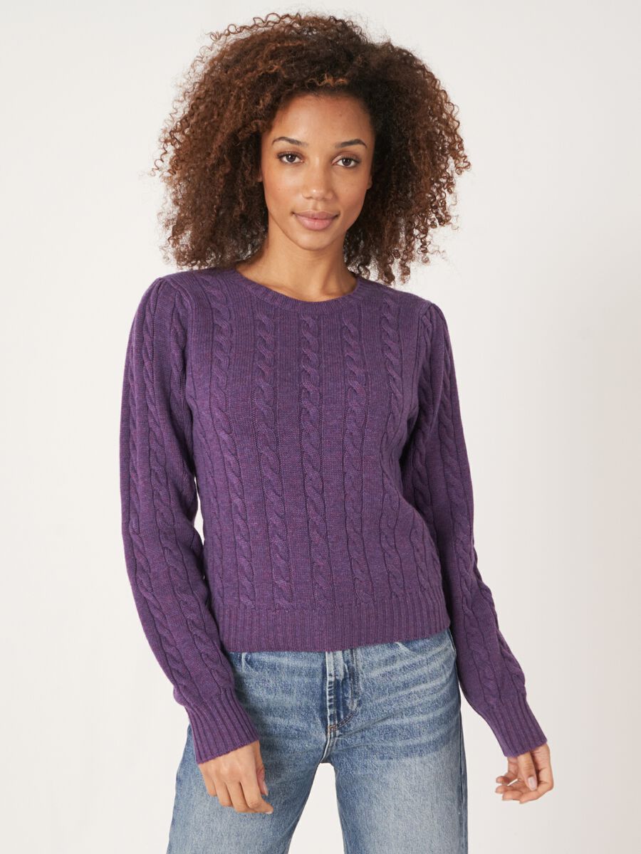 Korte, gebreide sweater met kabelpatroon van cashmeremix image number 0