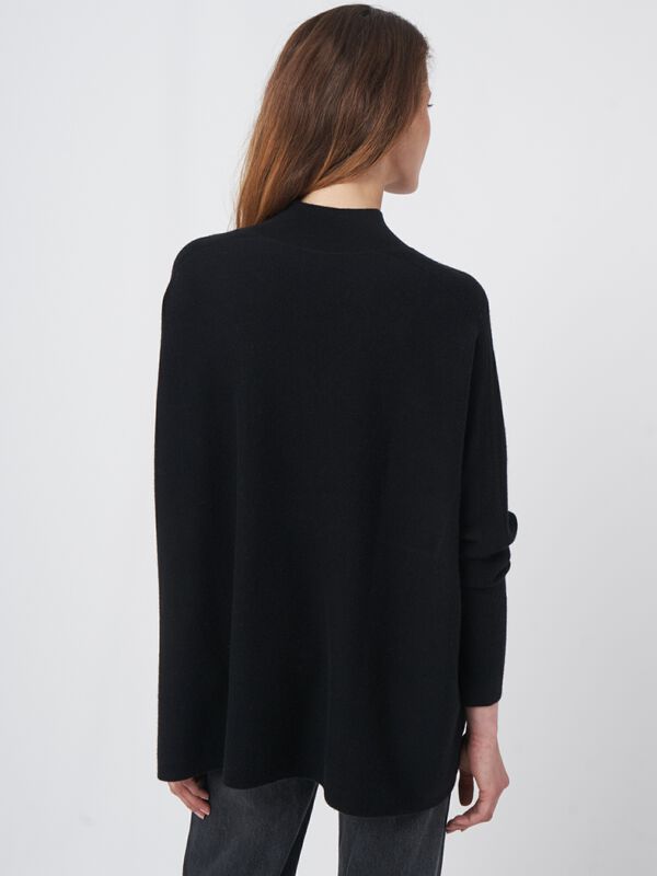 Oversized fine knit cashmere blend poncho sweater image number 3