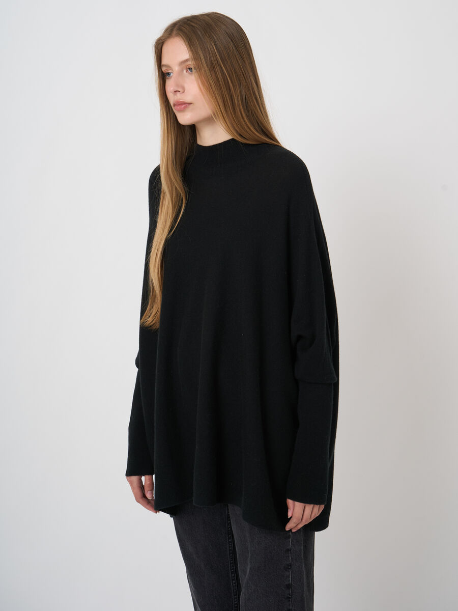 Oversized Organic Cashmere-Blend Sweater with Stand Collar image number 2